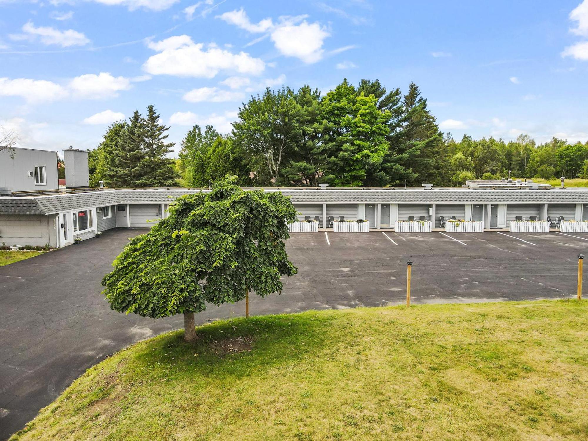 Ambassador Motel Sault Ste. Marie Eksteriør billede