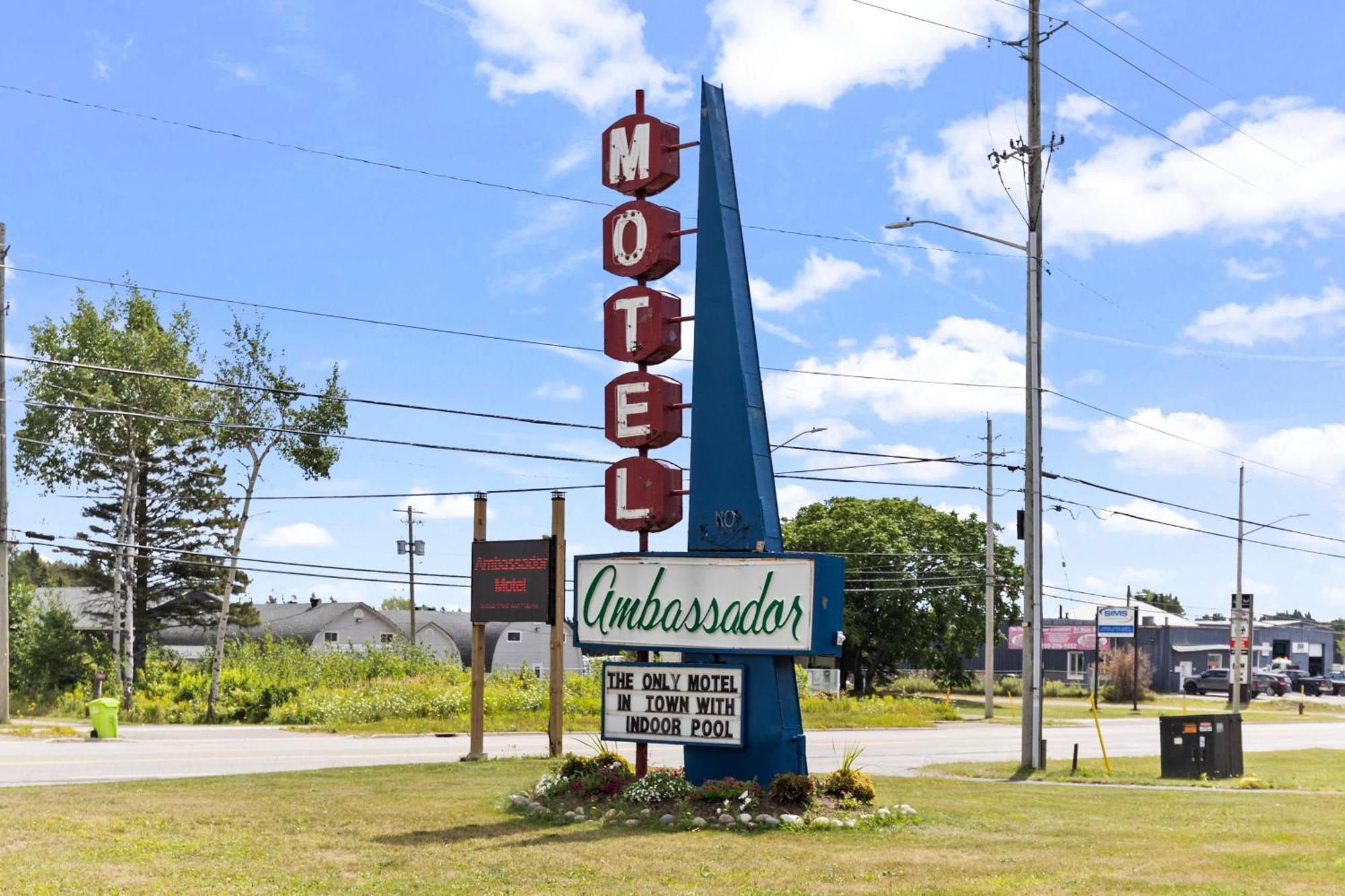Ambassador Motel Sault Ste. Marie Eksteriør billede