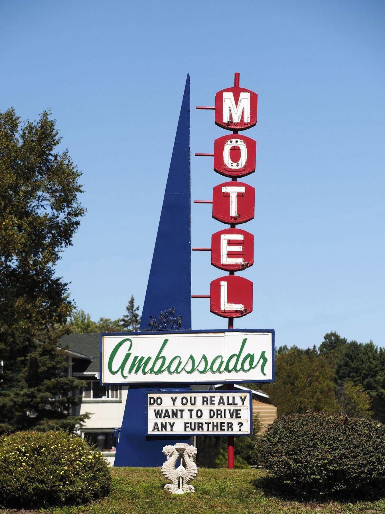 Ambassador Motel Sault Ste. Marie Eksteriør billede